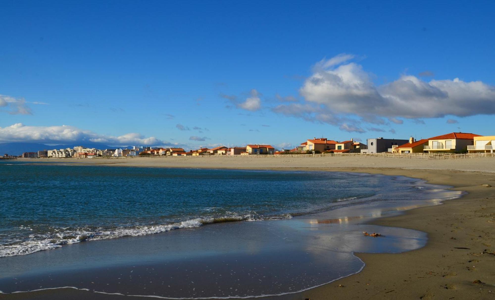 Les 2 Dauphins Appartement Le Barcarès Buitenkant foto